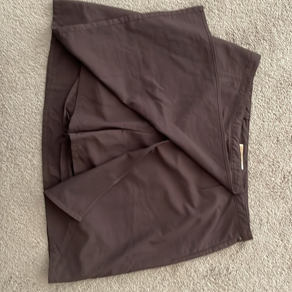 Royal Robbin’s dark brown skort size 10 - Picture 2 of 6